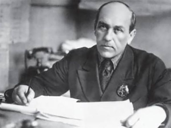Константин Калинин