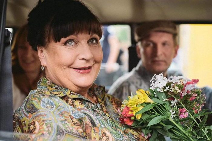 Кадр из сериала "Сваты"