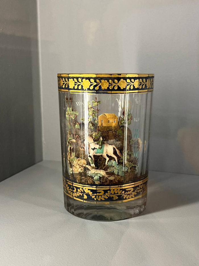 Стакан, завод Бахметьева, 1818. Внутри листья и мох!