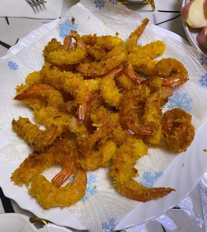 ЖАРЕНЫЕ КОРОЛЕВСКИЕ КРЕВЕТКИ В ПАНИРОВКЕ