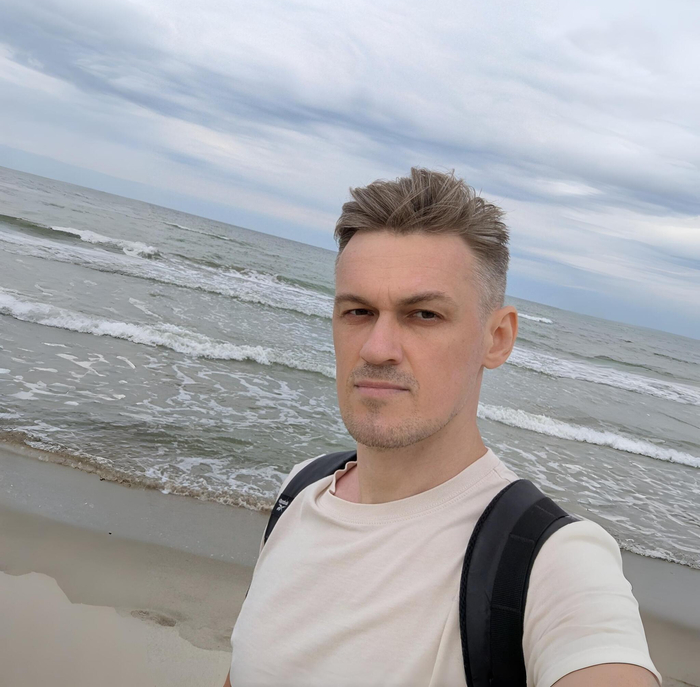 Решил не улыбаться на этот раз, а то вы потом спать плохо будете