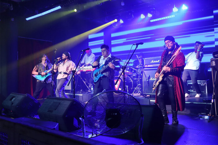 SALOMA перуанцы (Лима) с дебютным альбомом 2025 года *Cronicas de Altamar* и с FABIO LEONE (Rhapsody) MELODIC POWER METAL