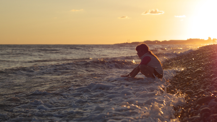 На фоне заката...