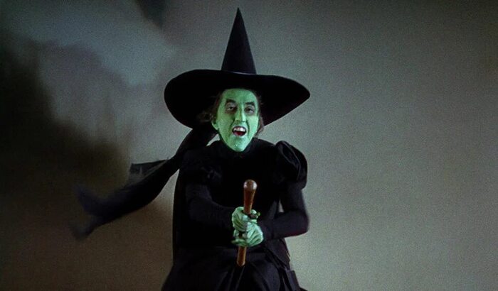 Злая ведьма Запада из фильма 1939 "Волшебник из страны Оз"