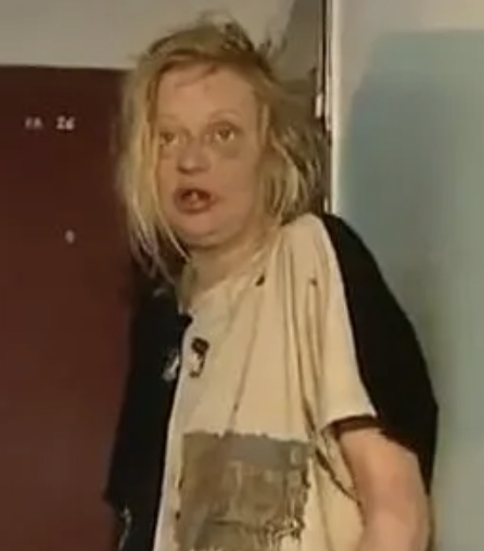 Примерный уровень привлекательности барышни, только зубы на месте