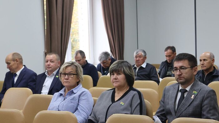 Депутаты не приняли повышение цены за вывоз мусора, но их быстро поставили на место