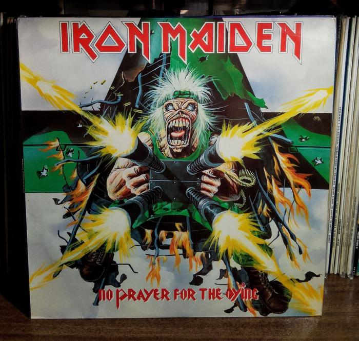    ,   "Tommy Gun",     -.