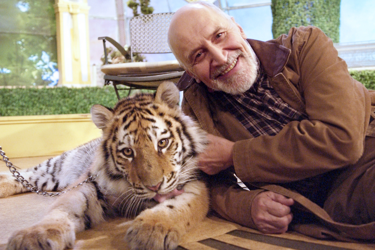 What did Drozdov say behind the scenes in In the Animal World and why was it cut? - Nikolay Drozdov, In the animal world, Classic, Nostalgia, Soviet television, Photos from filming, Longpost