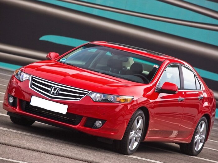 Боялся растаможки и морской доставки, пока не увидел, как всё устроено изнутри