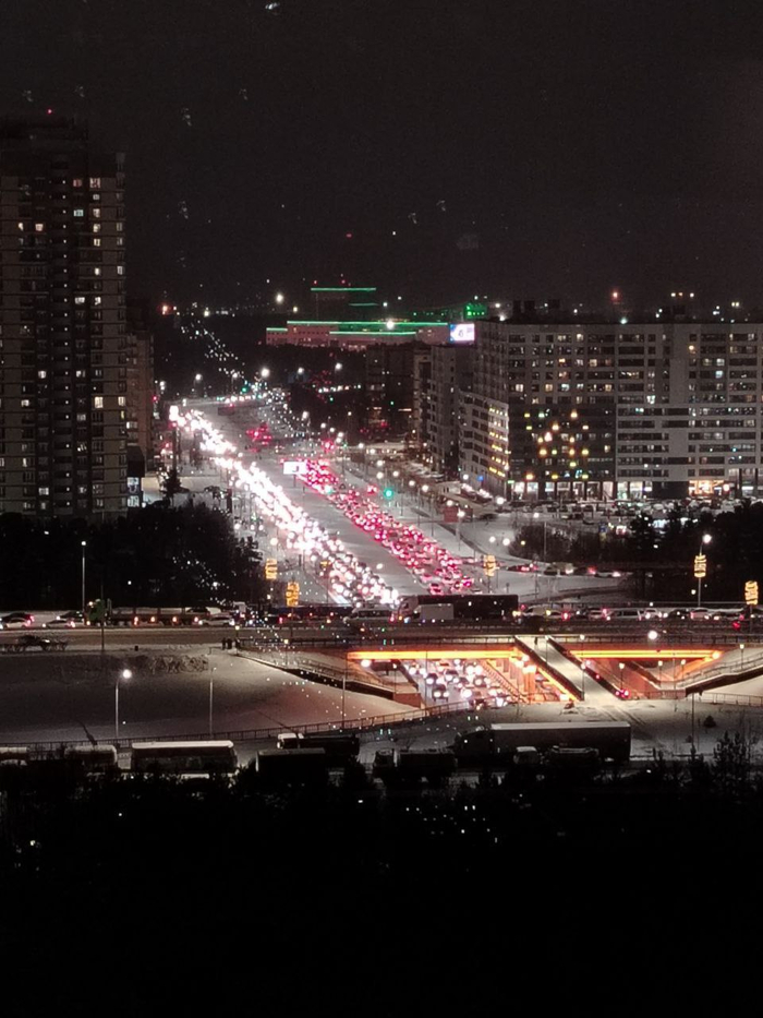 Как полностью перекрыть въезд в город одним ДТП