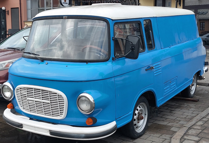 Barkas B 1000