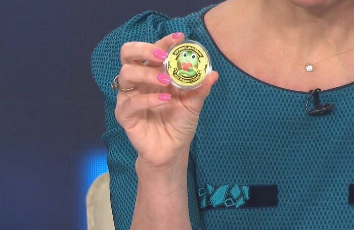 <!--noindex--><a href="https://pikabu.ru/story/rozhdaemost_popret_13421981?u=https%3A%2F%2F56orb.ru%2Fnews%2F2025-11-20%2Fv-ekaterinburge-za-rebenka-dayut-plastikovuyu-medalku-savinova-poyasnila-chto-za-bonus-5510173&t=https%3A%2F%2F56orb.ru%2Fnews%2F2025-11-20%2Fv-ekaterinburge-za-rebenka-...&h=ae64d4577caebfa99211e6aba51d677a04e4ca5b" title="https://56orb.ru/news/2025-11-20/v-ekaterinburge-za-rebenka-dayut-plastikovuyu-medalku-savinova-poya..." target="_blank" rel="nofollow noopener">https://56orb.ru/news/2025-11-20/v-ekaterinburge-za-rebenka-...</a><!--/noindex-->