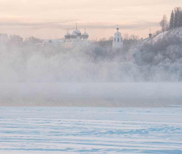 Морозный туман над рекой Вятка