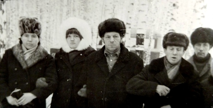 Ищет БРАТ СЕСТРУ Ефимову (или Березину по маме) Елену Владимировну около 1962г.р., родилась в Новосибирске, мама Вера