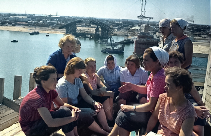 Автор: В. Изволевский