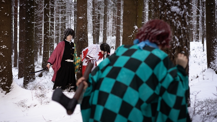 Demon slayer cosplay flying wolf/ ph: Taykonderoga