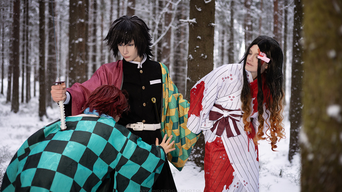 Demon slayer cosplay flying wolf/ ph: Taykonderoga