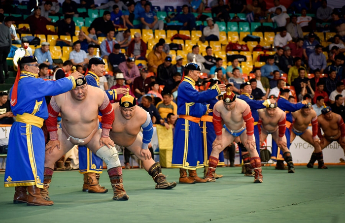 Бхэ барилдаан — национальная борьба Бурятии: сила, танец и уважение
