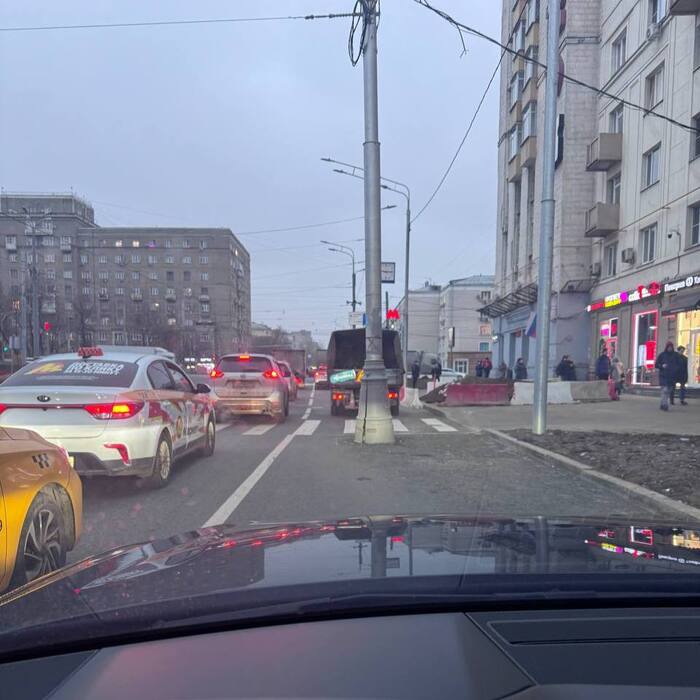    : <!--noindex--><a href="https://pikabu.ru/story/shans_chto_stolb_vstretitsya_na_doroge_nizok_no_nikogda_ne_raven_nulyu_ulitsa_aviamotornaya_13467236?u=https%3A%2F%2Ft.me%2Fnewsmoscow%2F22056&t=https%3A%2F%2Ft.me%2Fnewsmoscow%2F22056&h=205dab6f1c39c984bcd417932adfbac73f9ad989" title="https://t.me/newsmoscow/22056" target="_blank" rel="nofollow noopener">https://t.me/newsmoscow/22056</a><!--/noindex-->