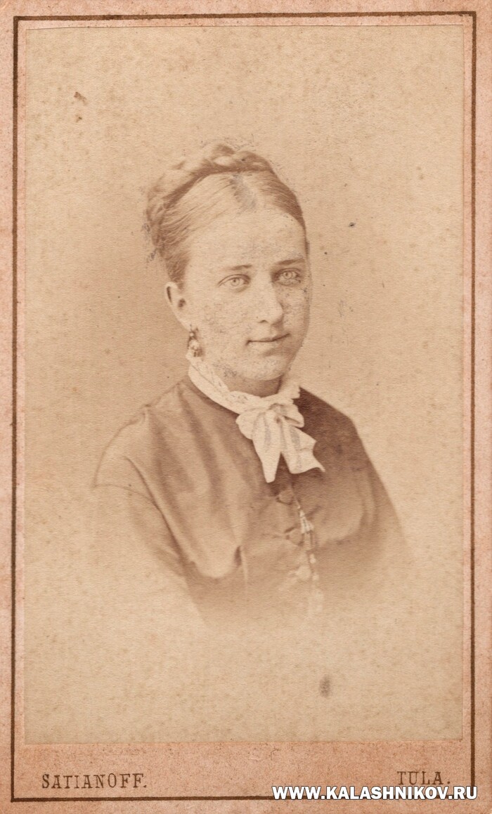 Варвара Николаевна Мосина, двоюродная сестра И. С. Тургенева. 1870-е гг. Государственный музей истории российской литературы имени В. И. Даля. КП 39573
