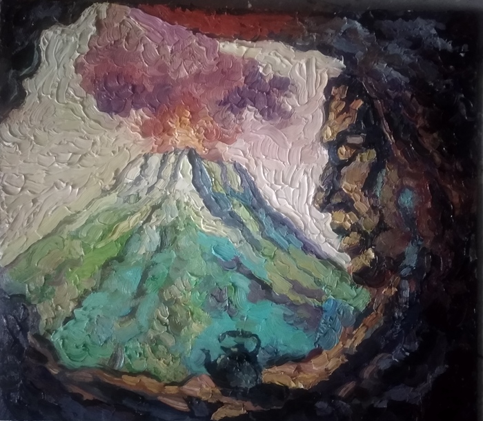 Из пещеры смотрю на вулкан и пью чай