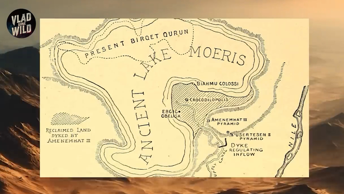 Карта, показывающая древние границы озера Мерида в сравнении с размерами современного озера Карун, а также расположение пирамиды Аменемхета III относительно Крокодилополя. Изображение: Дж. Уорд и др. (1902), "Священный скарабей"