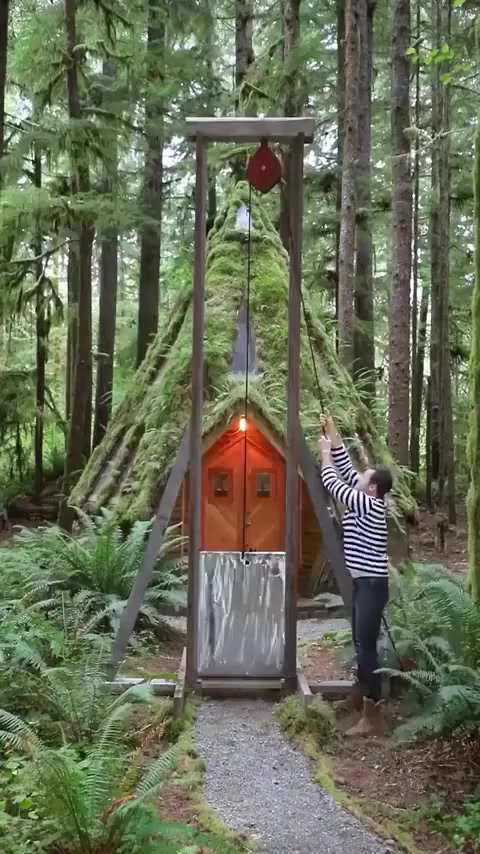 Чувак тестирует свою самодельную гильотину - Короткие видео, Reddit, Видео, Вертикальное видео