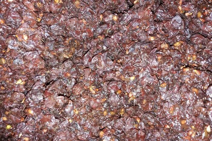 Мацерация ягод асу в вине