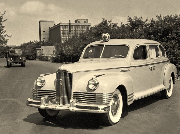 Элитная «скорая» прошлого: ЗИС-110А, роскошь на службе медицины