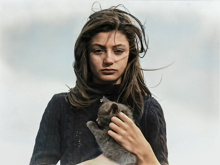 Фотограф: Эмиль Савитри