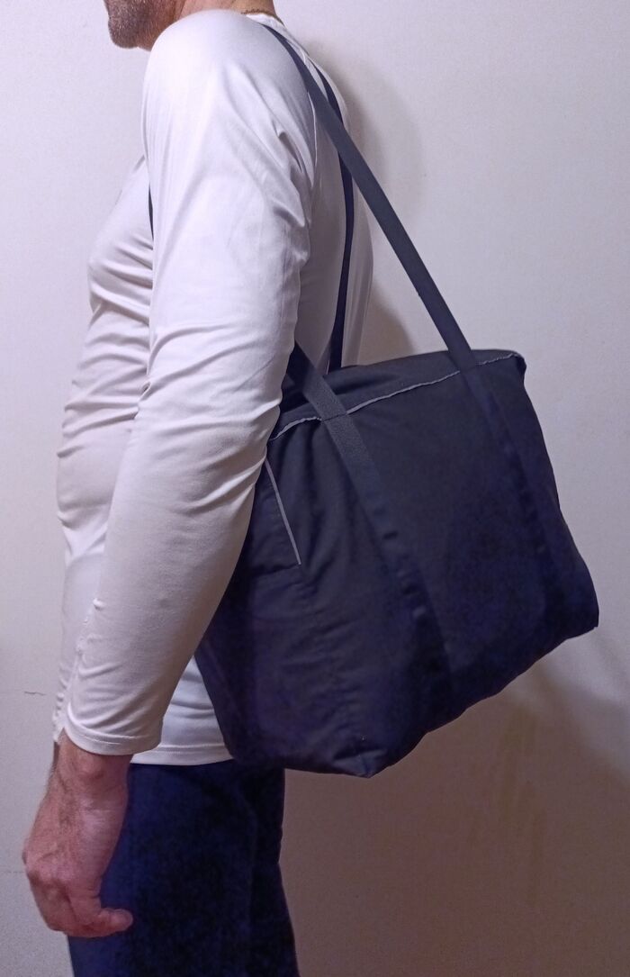 сумка на плече