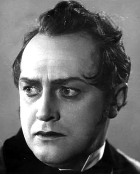 Владислав Стржельчик в роли Гани Иволгина в спектакле "Идиот". Ленинград, 1957 год