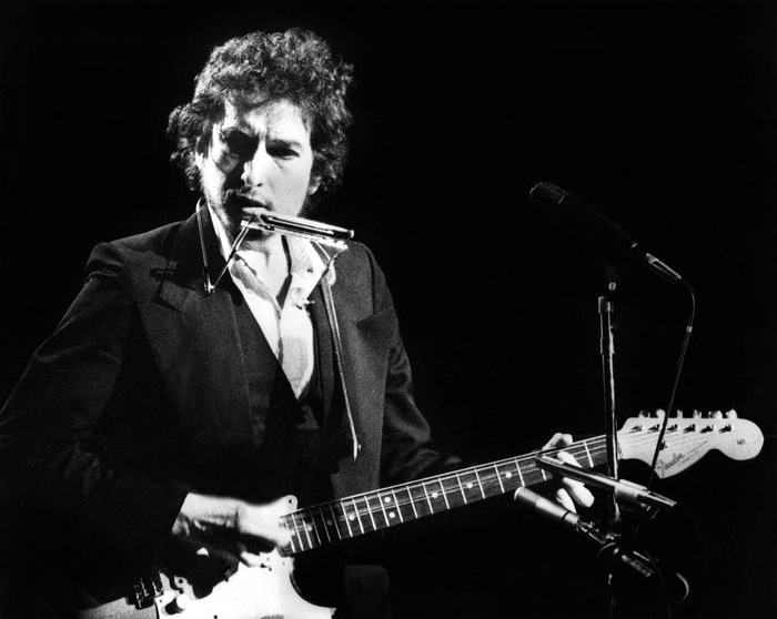 Боб Дилан в Madison Square Garden. Нью-Йорк, 1974.