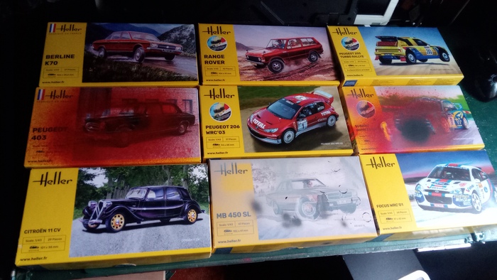 Фото.2 Коробки от сборных моделей которые будут играть роль фона ( наполнения для локации)