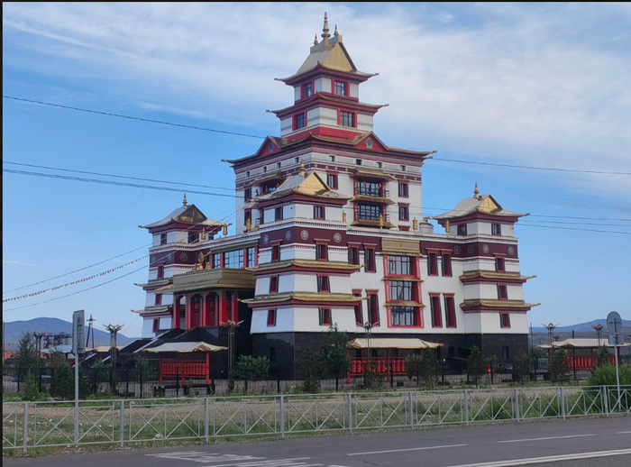 Буддийский храм в Кызыле.