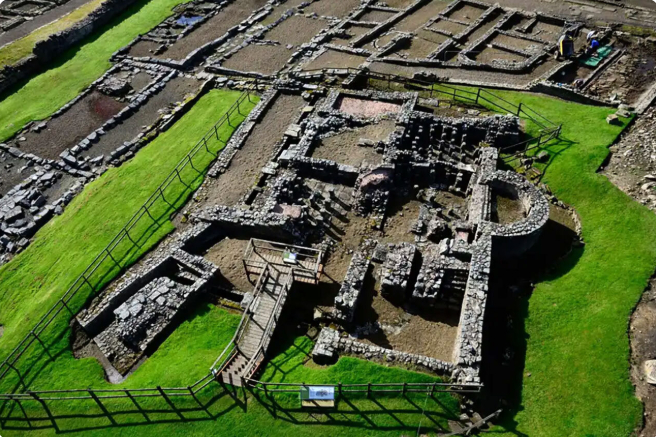 ����: Vindolanda Trust. ������ �������� � ������� III ���� � ����������.