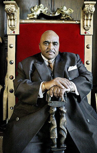 ������� ���� (����. Solomon Burke, 21 ����� 1940 ���� � 10 ������� 2010 ����) � ������������ ����-����� � ����������.