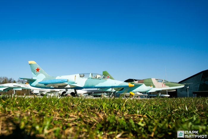 ��-25� � "��������" (�� L-39)