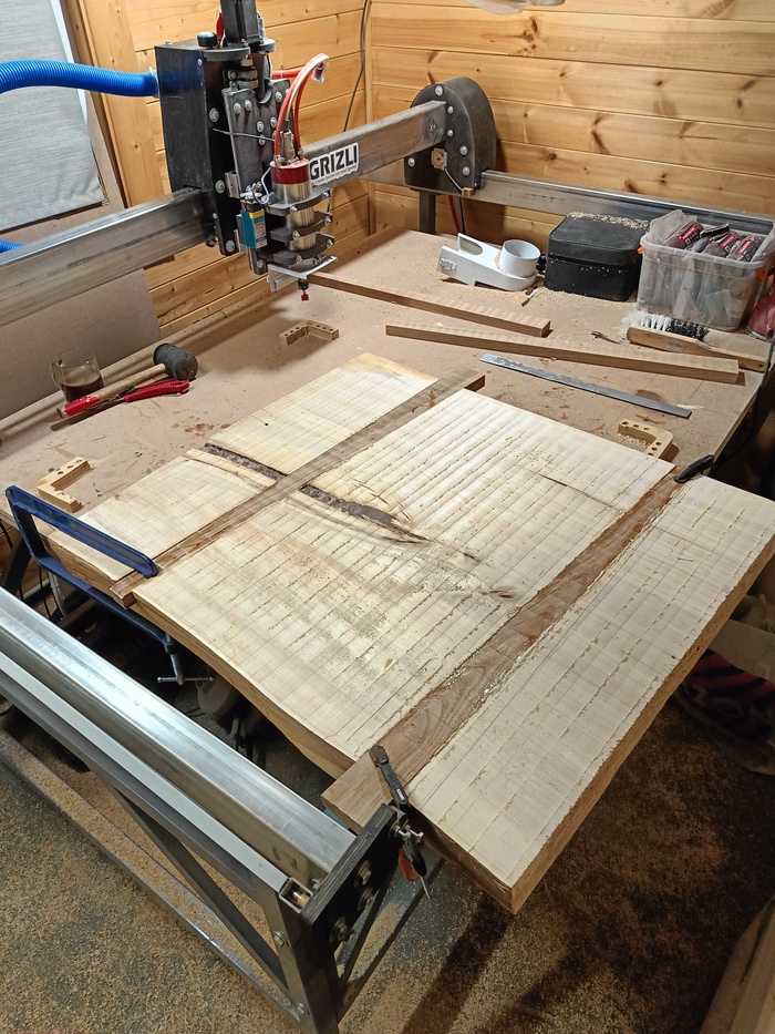 Вот и финальный результат вставок клиньев "ласточкин хвост"