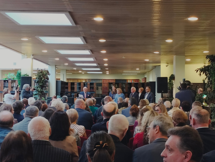 ����: ����� ���������/"������������"