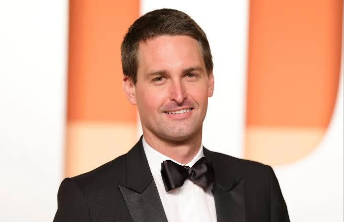 Эван Шпигель Генеральный директор Snap Inc.