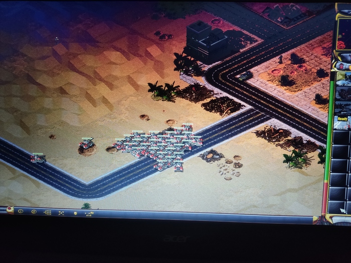 ����� ���, ���