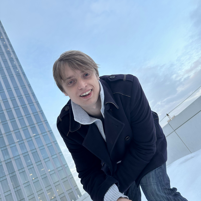 Владислав Ловцов (LOVTSOV)