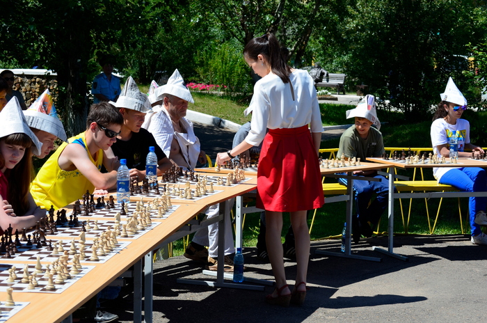 ����� ������������� ����