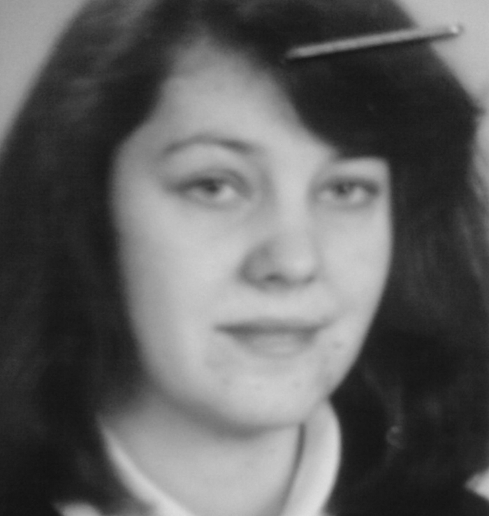 �������