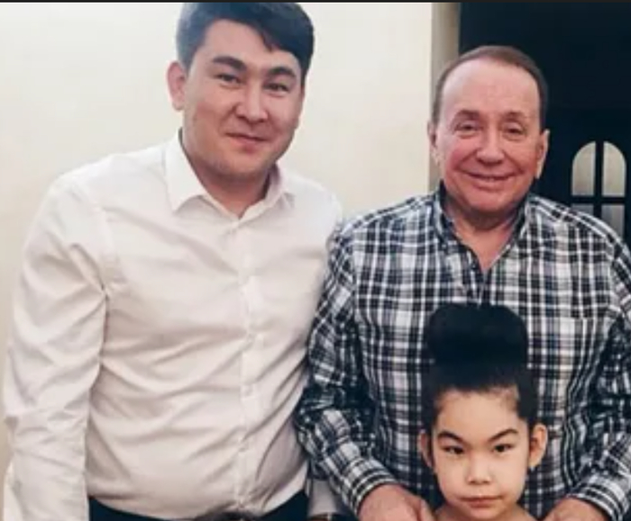 �.�. ��������, ������ � ��� ���� ������.