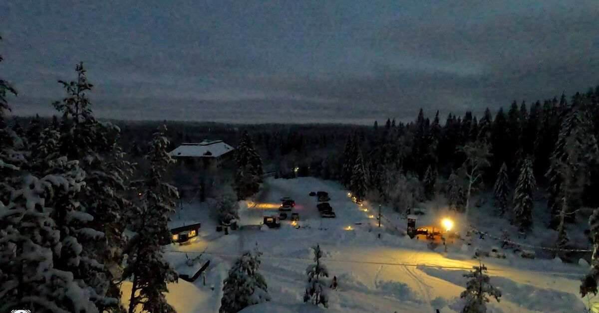 Sights of Karelia. Yakkima Park Hotel and Mount Owl. Lakhdenpokhya. From a winter trip for the 2024 New Year's holidays. - Series Traveling in Russia, My, Карелия, Lakhdenpokhya, sights, Interesting places, Bunker, Museum, Travel across Russia, Travels, New Years holidays, Camping, Tourist places, Winter, Fairy forest, freezing, Geology, 2024, Rutube, Youtube, Video, Longpost