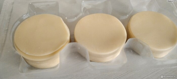 Они бывают разных брендов, стоимость плюс-минус одинаковая.