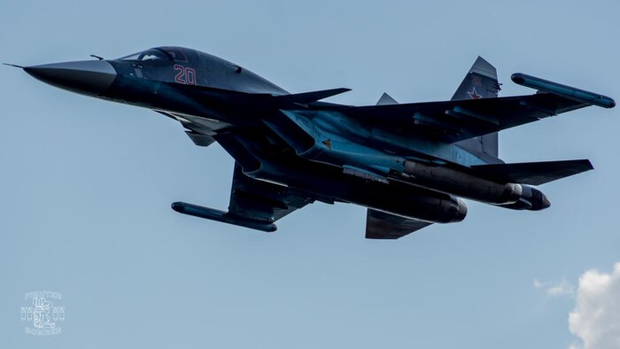 �� Fighterbomber