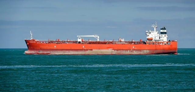 Фотографировала я однажды корабли...